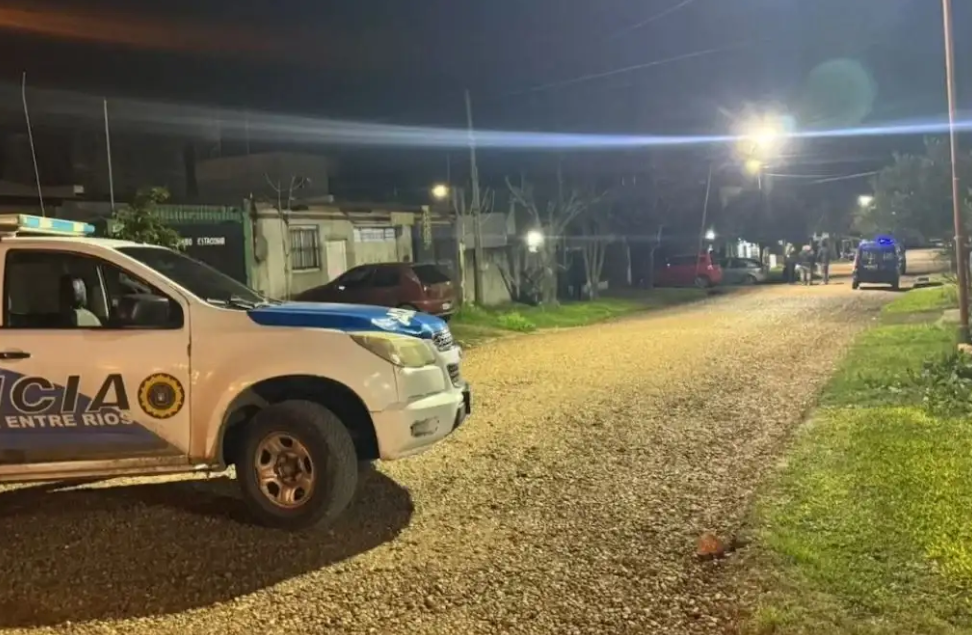 Concepción del Uruguay: llegaron en moto y atacaron a balazos a un hombre frente a un lavadero