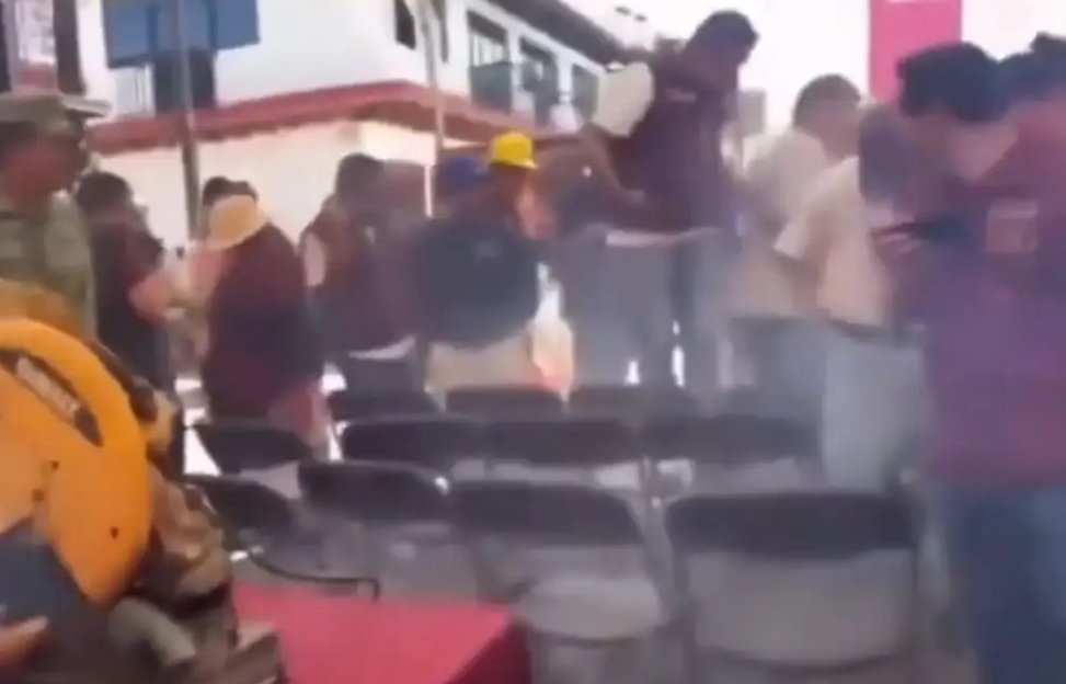 Una escopeta se disparó durante el plan de desame en México y cuatro hombres resultaron heridos