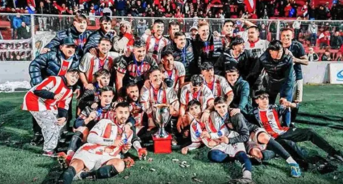Colón de San Justo se consagró campeón del Apertura José Luis Burtovoy