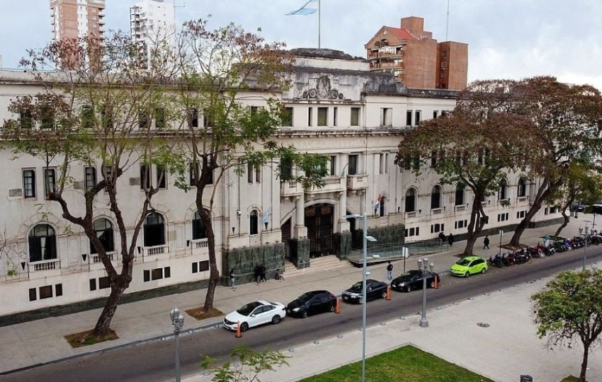 Siguen presos dos hombres acusados de intentar matar a otro en Santa Fe