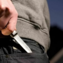 Intentó apuñalar a un hombre por una supuesta deuda de dinero