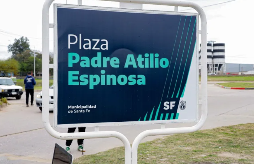 La Municipalidad inauguró la Plaza “Padre Atilio Espinosa” en barrio Centenario