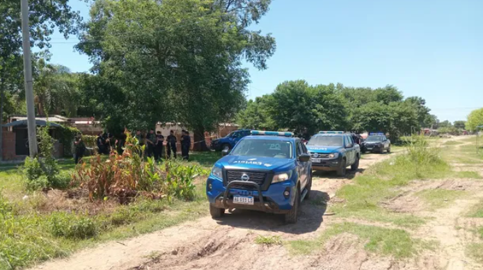 Brutal triple homicidio en barrio Loyola Sur: imputaron a un joven de 20 años