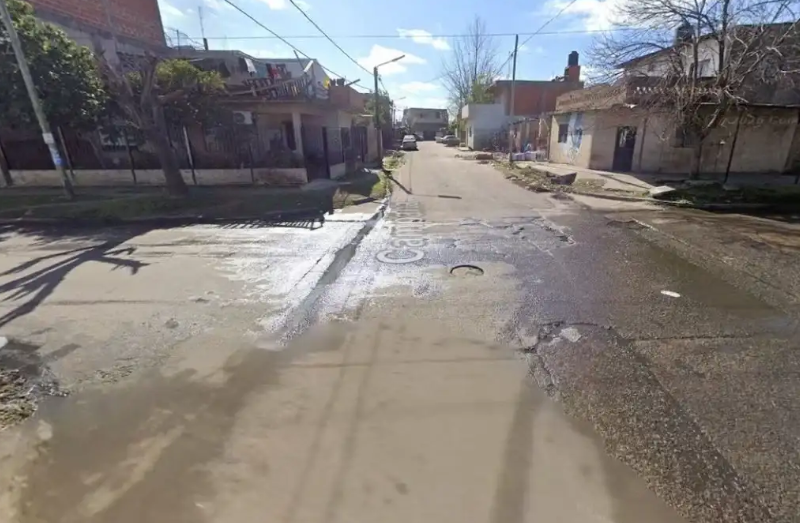 En medio de una pelea callejera, mataron de un disparo a un menor de 15 años en Ingeniero Budge