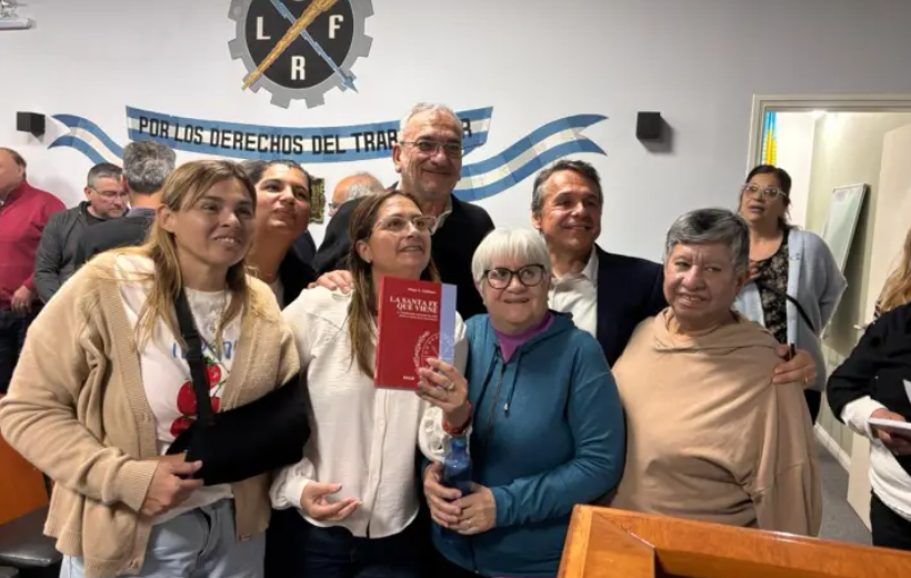 Diego Giuliano recorrió Rafaela junto al senador Alcides Calvo