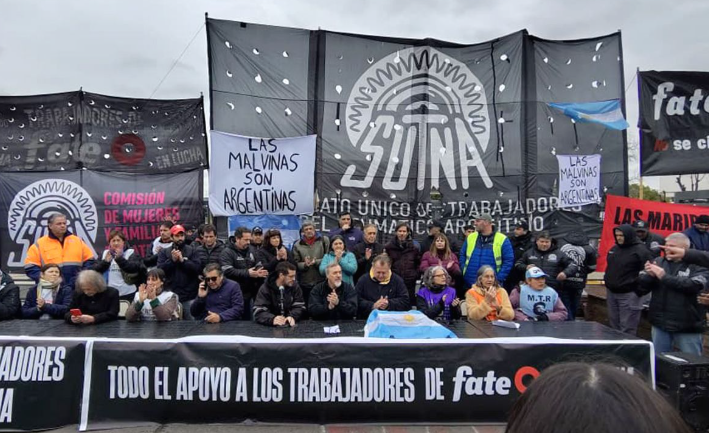 Ordenan el desalojo de FATE y el sindicato convocó a defender la fábrica