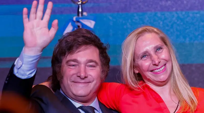 Cortocircuito entre Milei y Karina, el negocio de Bullrich y los cruces con «Toto» Caputo