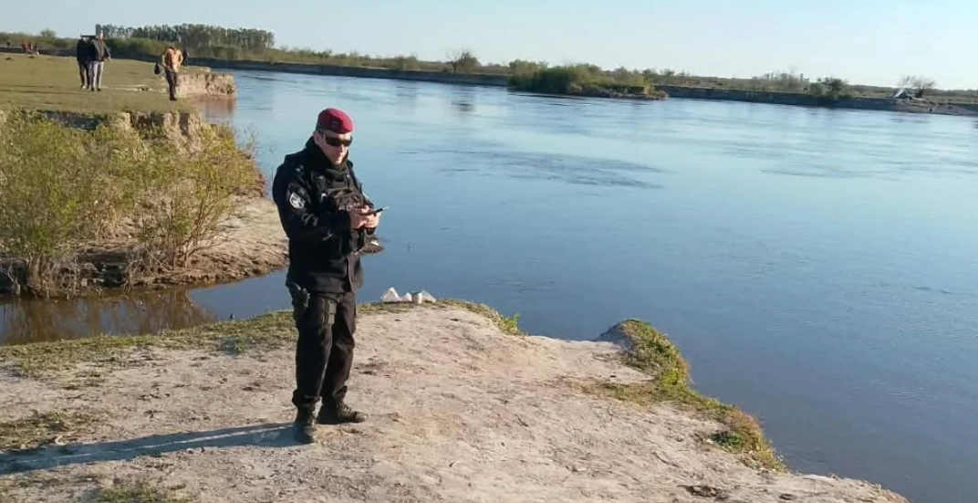Hallaron el cuerpo del joven que había caído al río Salado