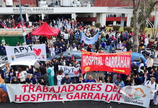 Trabajadores del Garrahan denuncian a las autoridades del hospital por xenofobia y privatización encubierta