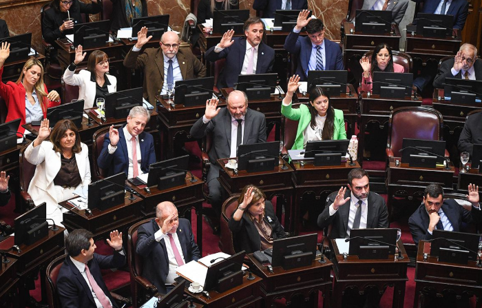 Senado: el oficialismo logró la reforma de la Carta Orgánica del BCRA, pero con cambios, por lo que volverá a Diputados