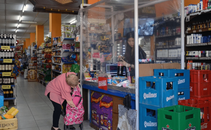 El consumo cayó hasta 7,2% en agosto y pegó en la facturación de los comercios