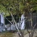 Beccar: fue a la casa de su ex pareja y la golpeó brutalmente con un casco en plena calle