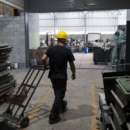 Más capital y trabajo para producir casi lo mismo: la cuenta pendiente de la última década en Argentina