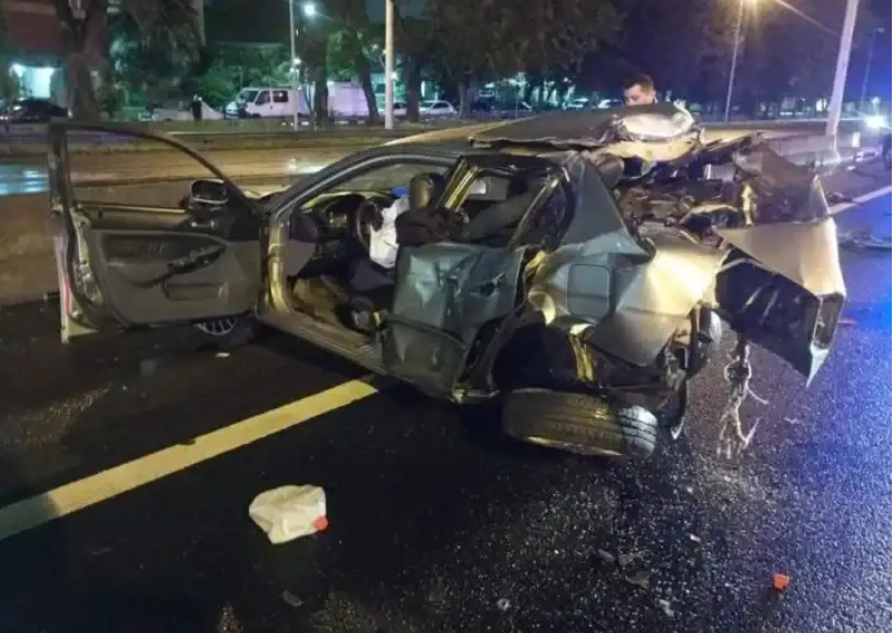 Un choque terminó en incendio sobre Panamericana y dejó una persona muerta