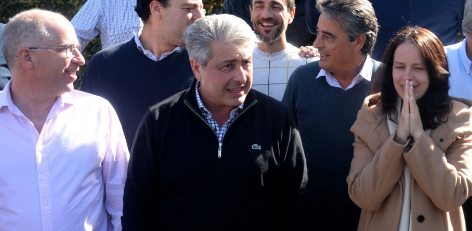 Encuestas que manejan intendentes PRO ponen a Milei en caída y 15 puntos debajo de ellos