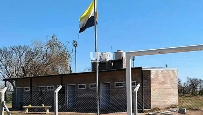 Robo en Bº El Pozo: trepó los techos del Centro Cultural y Deportivo y se llevó 15 metros de cable eléctrico