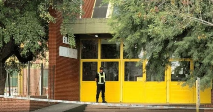El MPA apeló el envío a los Tribunales de Familia de la causa del menor que mató a un alumno en la escuela Moreno de San Cristóbal