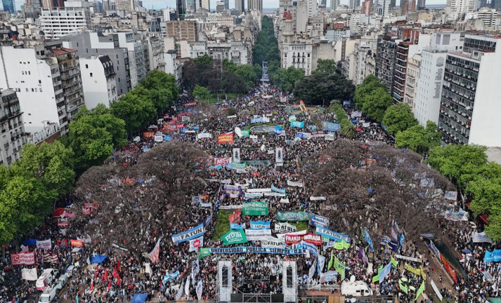 Financiamiento universitario: la Justicia habilitó la revisión de la cautelar y el Gobierno ahora busca congelar la actualización salarial