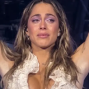 Tini Stoessel rompió en llanto durante un show en Venezuela: “Ustedes y Rodrigo son mi familia”